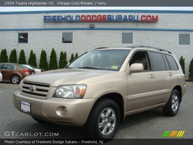 2004 Toyota Highlander V6 in Vintage Gold Metallic