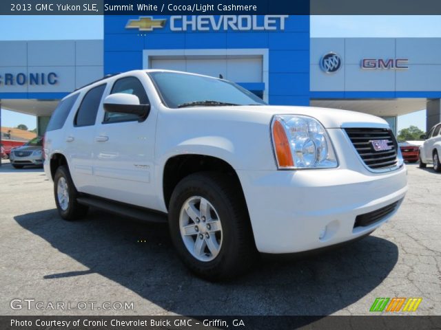 2013 GMC Yukon SLE in Summit White