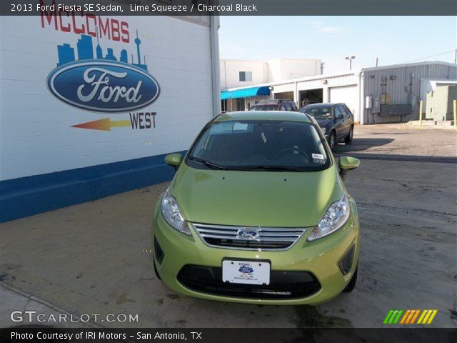 2013 Ford Fiesta SE Sedan in Lime Squeeze