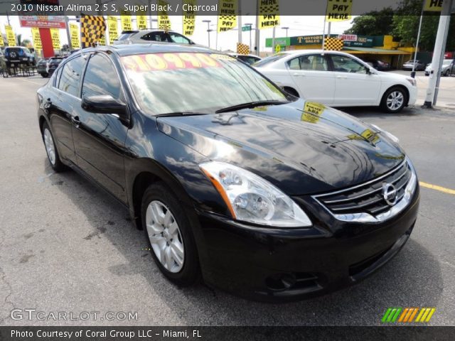 2010 Nissan Altima 2.5 S in Super Black