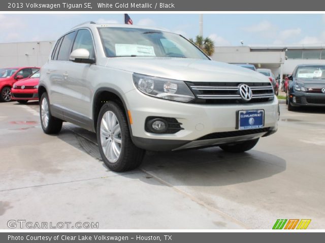 2013 Volkswagen Tiguan SE in White Gold Metallic