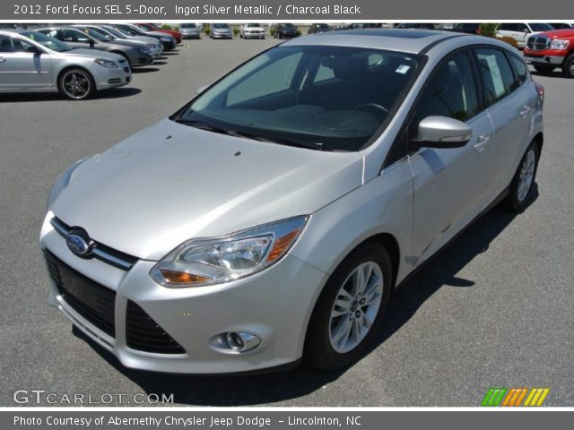 2012 Ford Focus SEL 5-Door in Ingot Silver Metallic