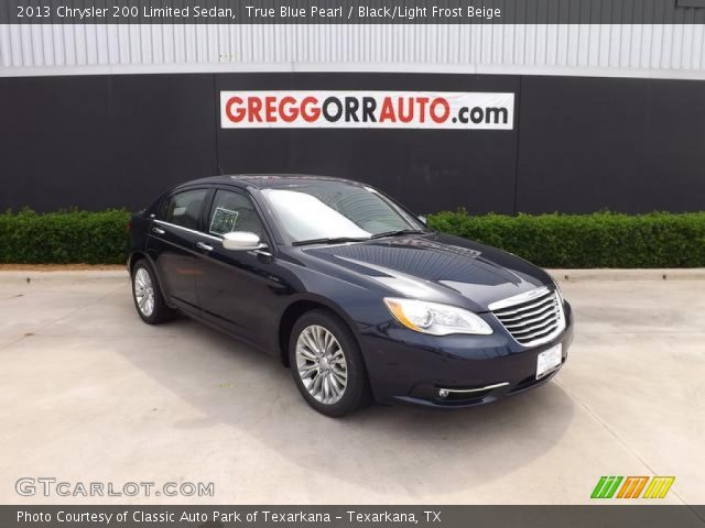 2013 Chrysler 200 Limited Sedan in True Blue Pearl