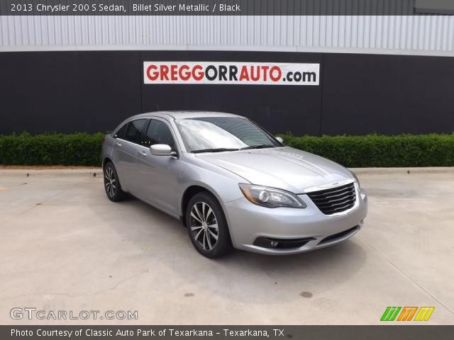 2013 Chrysler 200 S Sedan in Billet Silver Metallic