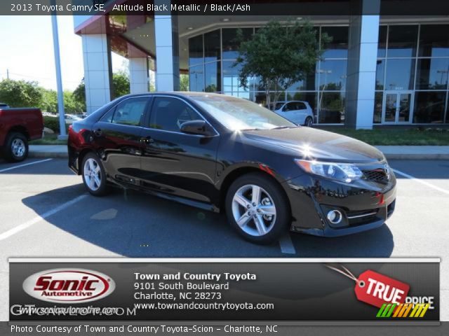 2013 Toyota Camry SE in Attitude Black Metallic