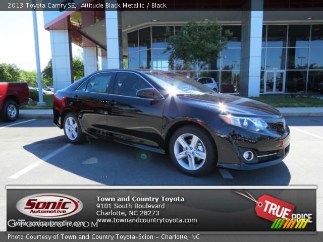 2013 Toyota Camry SE in Attitude Black Metallic