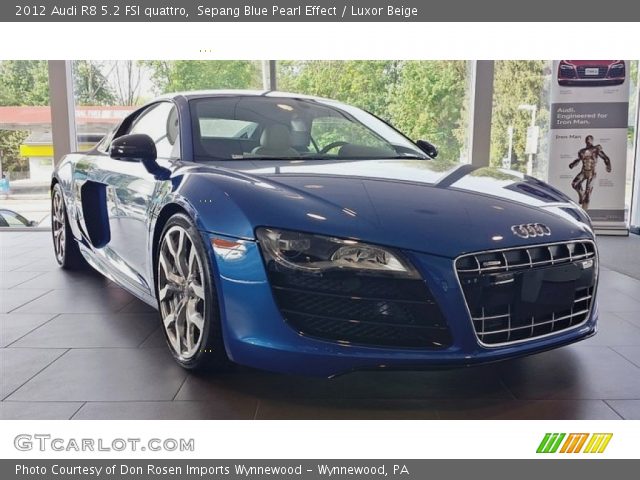 2012 Audi R8 5.2 FSI quattro in Sepang Blue Pearl Effect