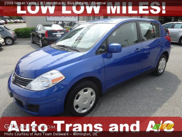 2009 Nissan Versa 1.8 S Hatchback in Blue Metallic