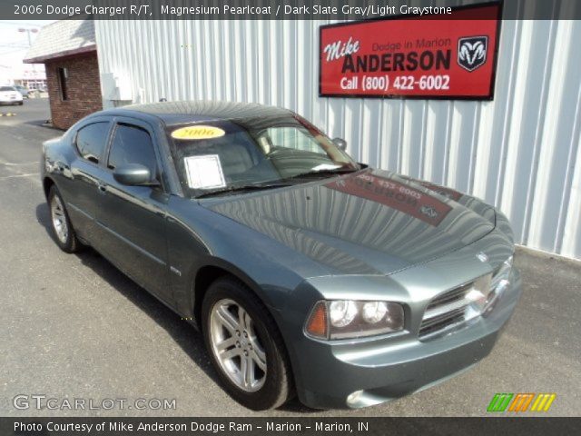 2006 Dodge Charger R/T in Magnesium Pearlcoat