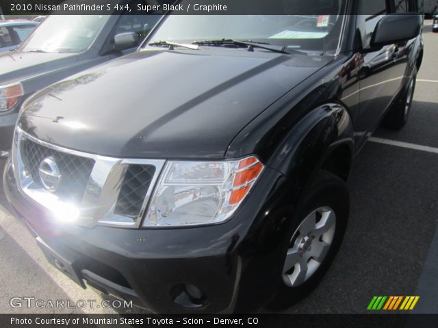 2010 Nissan Pathfinder S 4x4 in Super Black