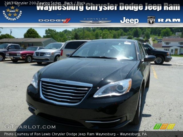 2013 Chrysler 200 Touring Sedan in Black
