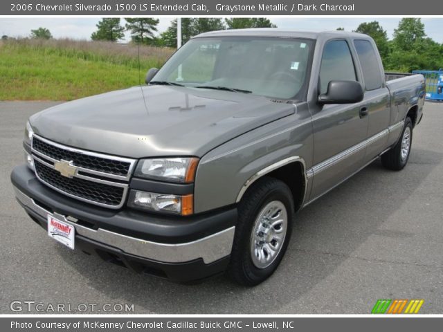 2006 Chevrolet Silverado 1500 LS Extended Cab in Graystone Metallic