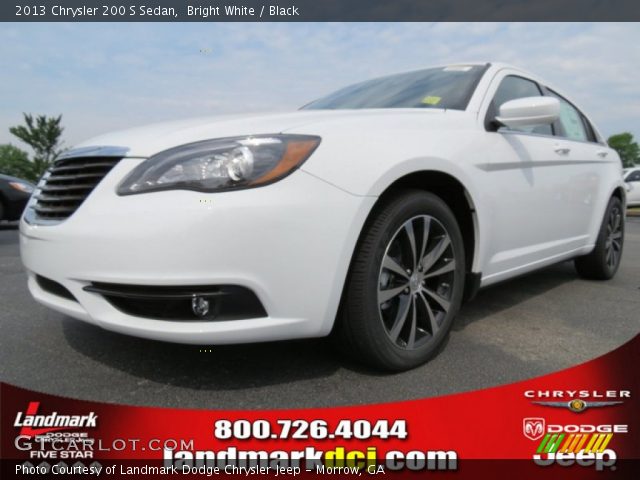 2013 Chrysler 200 S Sedan in Bright White