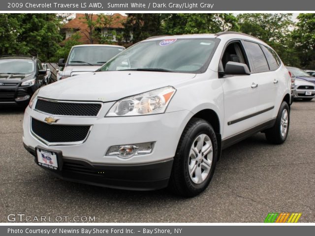 2009 Chevrolet Traverse LS AWD in Summit White