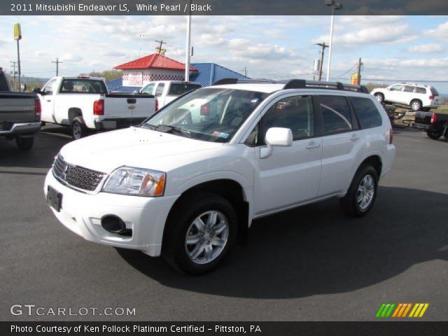 2011 Mitsubishi Endeavor LS in White Pearl