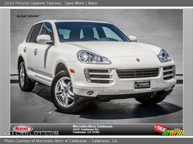 2010 Porsche Cayenne Tiptronic in Sand White