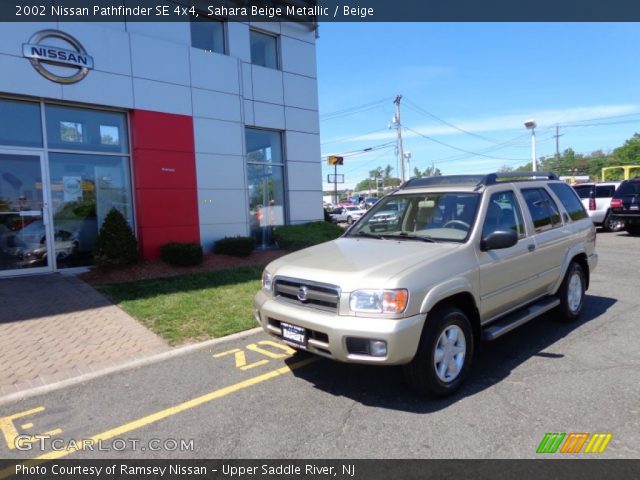 2002 Nissan Pathfinder SE 4x4 in Sahara Beige Metallic