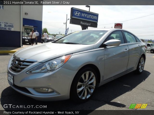 2011 Hyundai Sonata SE in Radiant Silver
