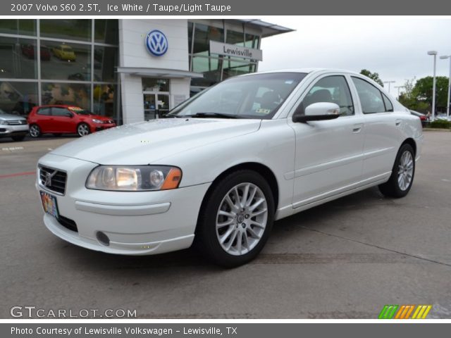 2007 Volvo S60 2.5T in Ice White