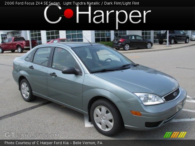 2006 Ford Focus ZX4 SE Sedan in Light Tundra Metallic