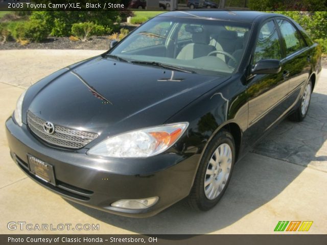 2003 Toyota Camry XLE in Black