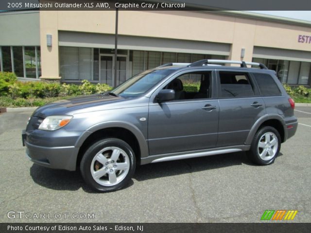 2005 Mitsubishi Outlander XLS AWD in Graphite Gray