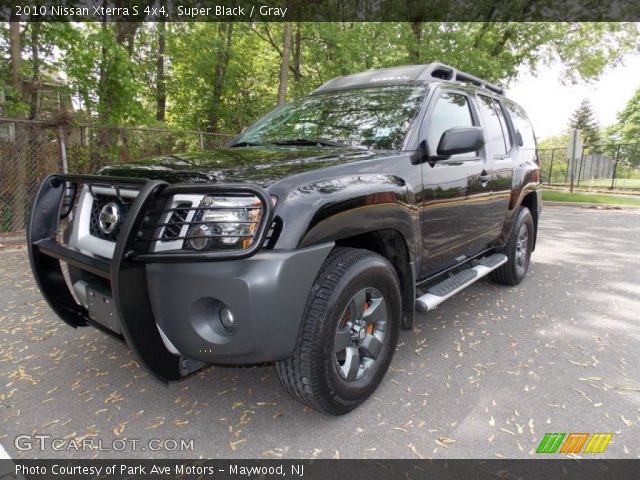 2010 Nissan Xterra S 4x4 in Super Black