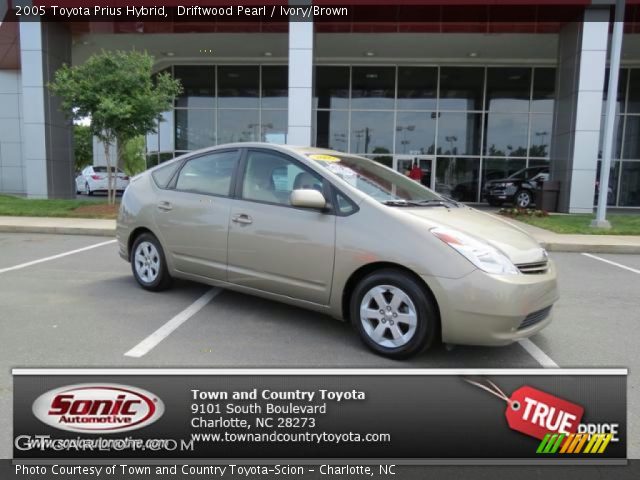 2005 Toyota Prius Hybrid in Driftwood Pearl