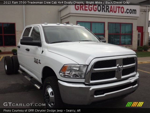 2013 Ram 3500 Tradesman Crew Cab 4x4 Dually Chassis in Bright White