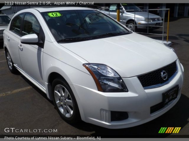 2012 Nissan Sentra 2.0 SR in Aspen White