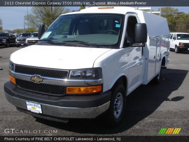 2013 Chevrolet Express Cutaway 3500 Utility Van in Summit White