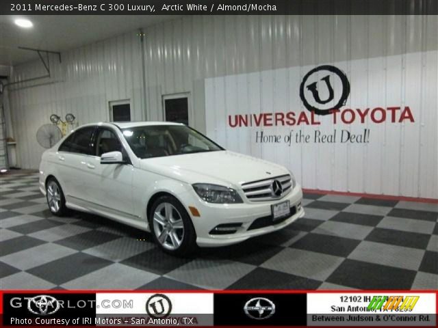 2011 Mercedes-Benz C 300 Luxury in Arctic White