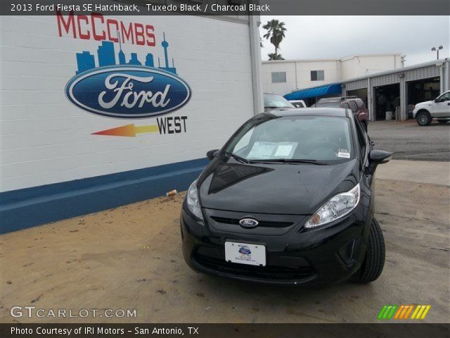 2013 Ford Fiesta SE Hatchback in Tuxedo Black