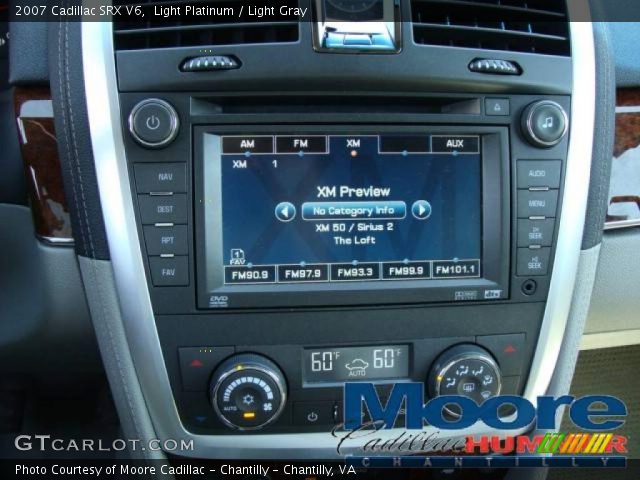 2007 Cadillac SRX V6 in Light Platinum