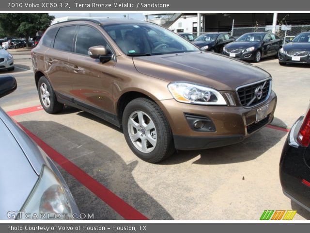 2010 Volvo XC60 3.2 in Terra Bronze Metallic