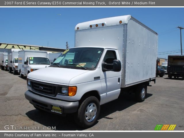 2007 Ford E Series Cutaway E350 Commercial Moving Truck in Oxford White