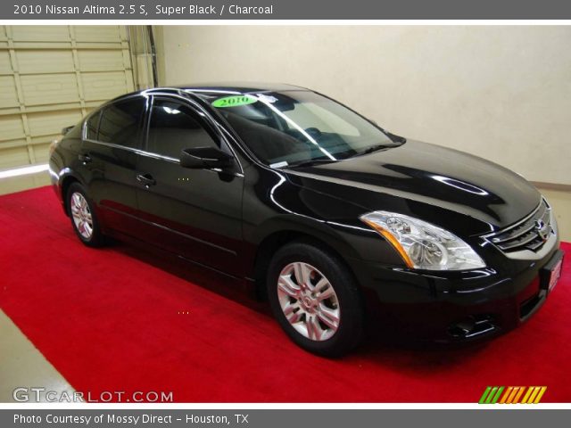 2010 Nissan Altima 2.5 S in Super Black