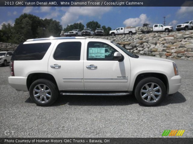 2013 GMC Yukon Denali AWD in White Diamond Tricoat
