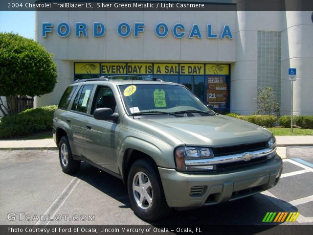 2004 Chevrolet TrailBlazer LS in Silver Green Metallic