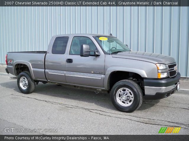 2007 Chevrolet Silverado 2500HD Classic LT Extended Cab 4x4 in Graystone Metallic