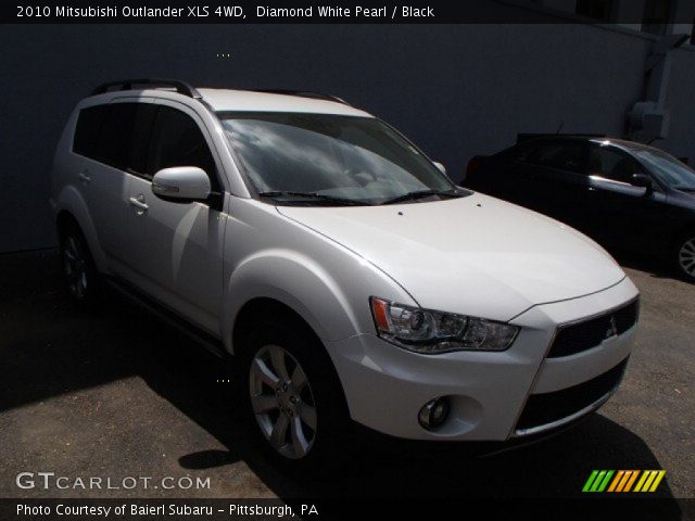 2010 Mitsubishi Outlander XLS 4WD in Diamond White Pearl