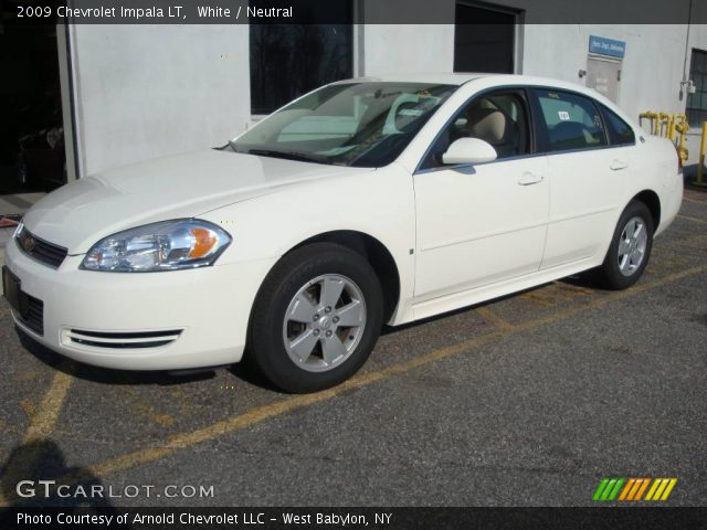 2009 Chevrolet Impala LT in White