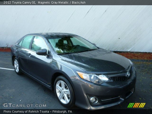 2012 Toyota Camry SE in Magnetic Gray Metallic