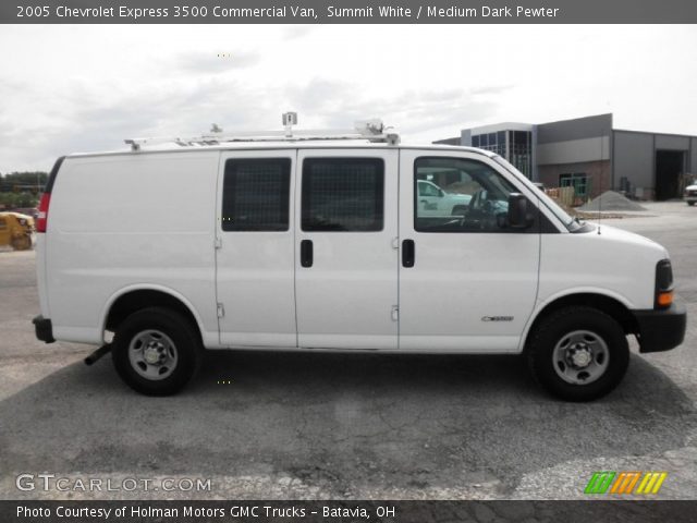 2005 Chevrolet Express 3500 Commercial Van in Summit White