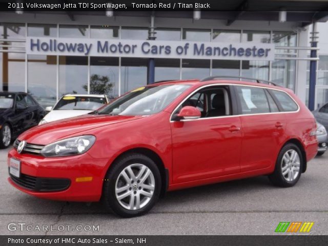 2011 Volkswagen Jetta TDI SportWagen in Tornado Red