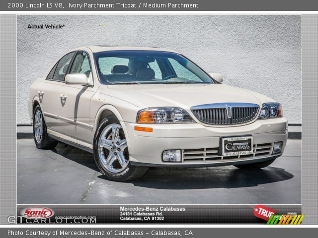 2000 Lincoln LS V8 in Ivory Parchment Tricoat