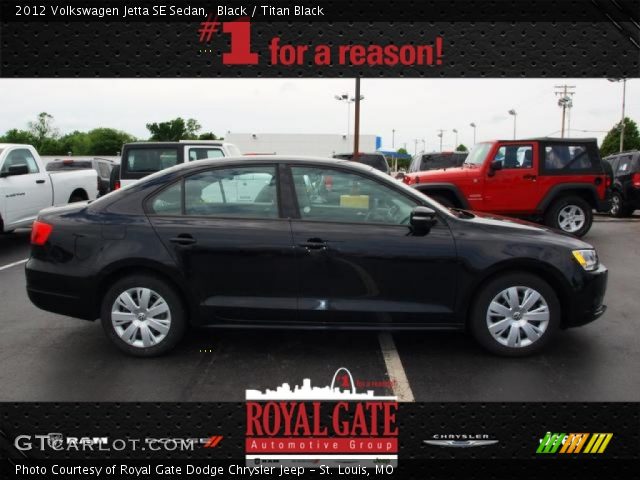 2012 Volkswagen Jetta SE Sedan in Black