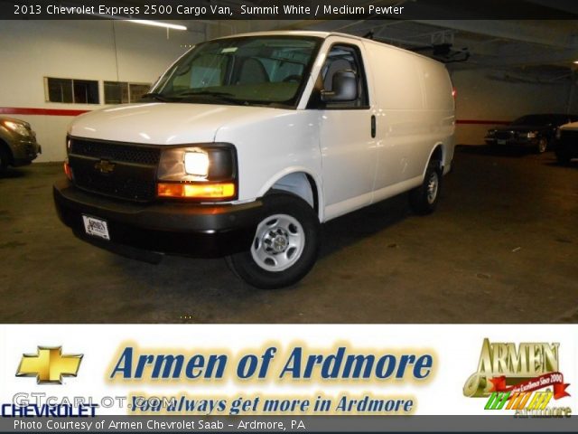 2013 Chevrolet Express 2500 Cargo Van in Summit White