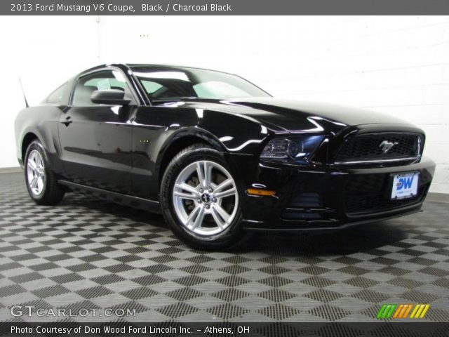 2013 Ford Mustang V6 Coupe in Black