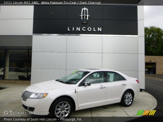 2011 Lincoln MKZ AWD in White Platinum Tri-Coat